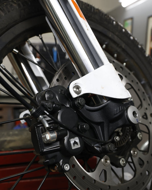 KTM 390 ADV R / ENDURO R LOWER FORK GUARD BOLTS